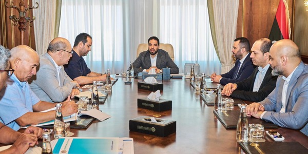 الوضع الراهن للمرافق الصحية محور اجتماع وزارة الصحة والرقابة الإدارية
