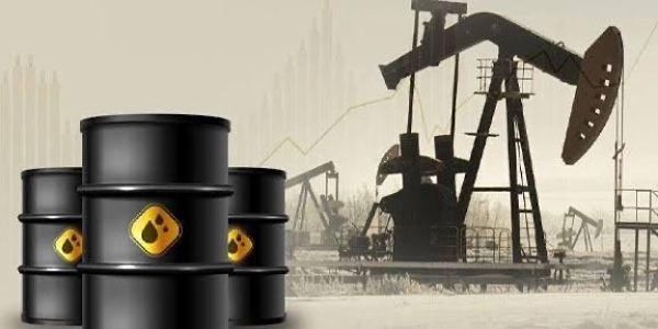 ارتفاع أسعار النفط لليوم الثاني بدعم من العقوبات وآمال المحادثات التجارية
