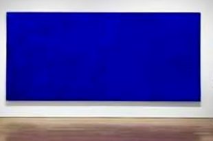 بيع لوحة إيف كلاين الزرقاء بـ21 مليون دولار في باريس