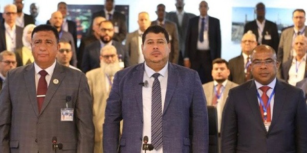 المؤسسة الوطنية للنفط تحتفي بالذكرى 64 لتصدير أول شحنة نفط