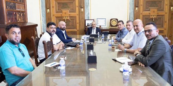 المركزي يفتح اعتمادات مستندية بنصف مليون دولار لصغار التجار