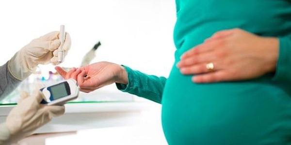 ارتفاع السكر أثناء الحمل… تهديد للجنين والأم