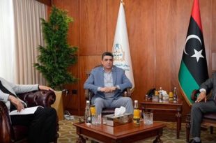 شكشك والتومي يناقشان نتائج تقييم مشروع الخطة القصيرة للعمران