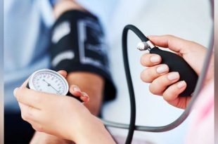 دراسة: انتظام أوقات النوم “سلاح فعّال” لخفض ضغط الدم المرتفع