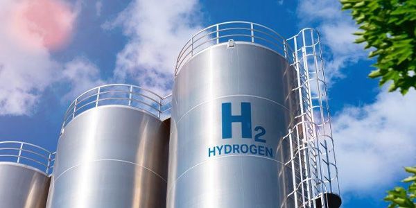 تراجع استثمارات الهيدروجين الأخضر عالميًا في 2025 وسط تحديات اقتصادية وتقنية
