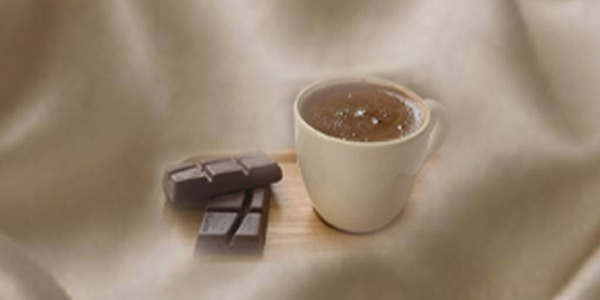 القهوة تُبطئ الشيخوخة!.. دراسة تكشف سر العمر الأطول