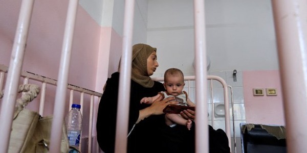 قوات الإحتلال تعيق حملة تطعيم في غزة