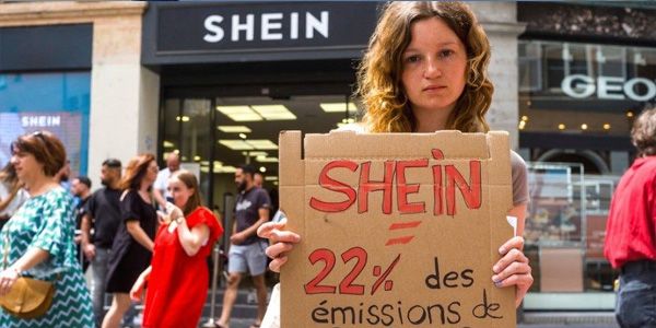 تقرير بيئي يكشف مواد مسرطنة خطيرة في منتجات “ Shein”