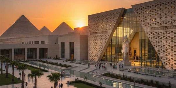 مصر تفتح بوابة التاريخ: المتحف المصري الكبير يرى النور بعد عقدين من الانتظار