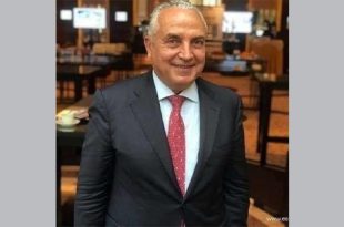 حسني بي: يجب تغيير السياسات بعد استمرار فشل سعر الصرف الثابت