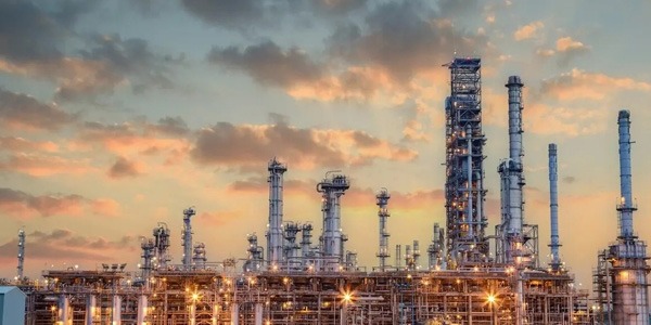 أسعار النفط ترتفع عالميا بعد تأكيد "أوبك+" تثبيت الإنتاج