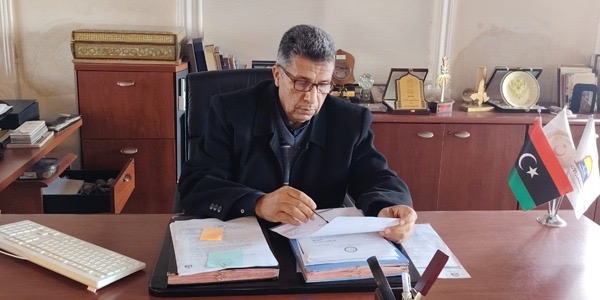 "الشكشوكي" يُشيد بأمانة جميع العاملين بمصلحة الآثار