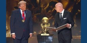 جائزة "فيفا للسلام" للرئيس الأمريكي "دونالد ترامب"