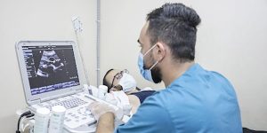 نقص الادوية وعدم توفر بعض التحاليل المعملية ابرز مشاكل المنظومة الصحية