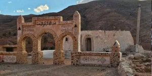مسجد أت بارون… شاهد حجري على ستة قرون من الروحانية في قلب كاباو
