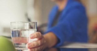  خرافة الماء البارد والحماية من أمراض الشتاء.. رأي العلم يفند الموروثات