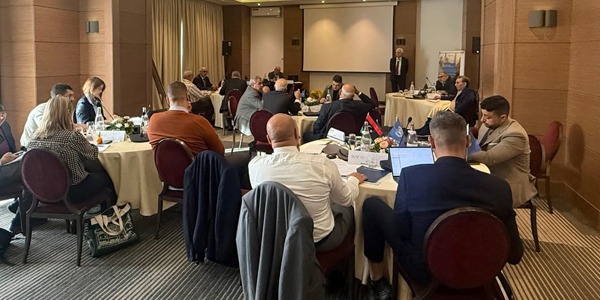 ورشة عمل مع اللجنة العسكرية 5+5 لاستعراض تنفيذ وقف إطلاق النار