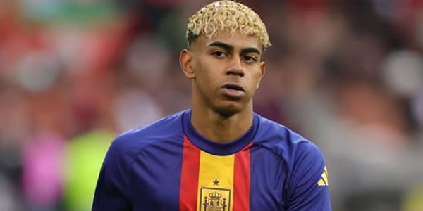 بين نداء القلب وطموح اليورو لامين يامال يروي كواليس الاختيار الصعب