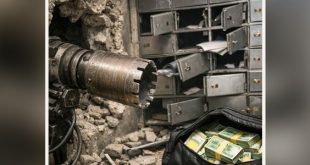 سطو بمثقاب عملاق.. لصوص يفرغون 3 آلاف صندوق أمانات في بنك ألماني