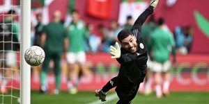لوكا زيدان يظهر مع الجزائر في كأس أفريقيا تحت أنظار والده زين الدين زيدان