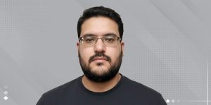 مصطفي عثمان