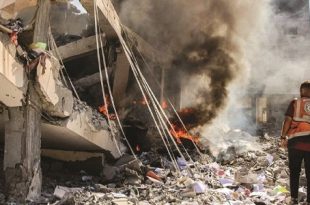 الدفاع المدني ب غزة يعلّق إزالة أخطار المباني المتضررة بسبب نفاد الوقود