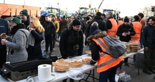 مزارعون فرنسيون يحتجّون على تدني الدخل واتفاقية "ميركوسور"