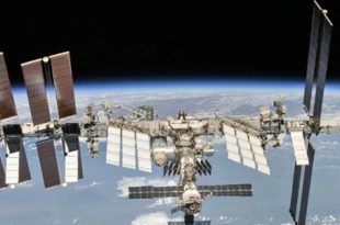 ناسا تستعيد طاقم محطة الفضاء الدولية مبكرًا بسبب مشكلة صحية