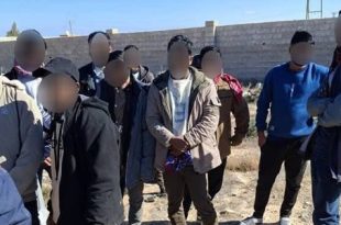 حبس عنصرين من شبكة تهريب بشر بطبرق بعد غرق قارب أودى بحياة 59 مهاجراً