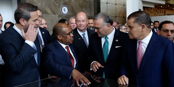 السفارة الأميركية: ليبيا شريك اقتصادي رئيسي وتعاون متزايد في قطاع الطاقة