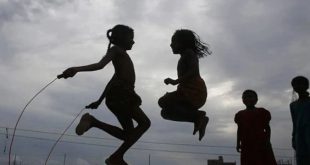 دراسة: قلة النشاط البدني لدى المراهقين تؤثر على الصحة النفسية للآباء