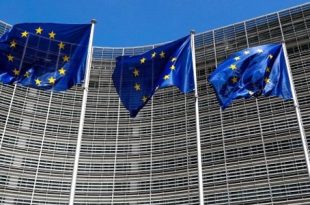 الاتحاد الأوروبي يبحث إمكانية تقديم دعم للجنة الوطنية لإدارة غزة