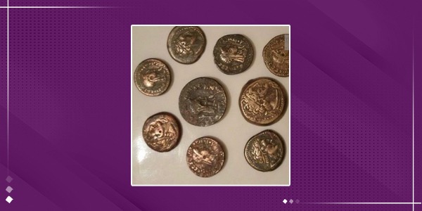 مراقبة آثار بنغازي تستلم تسع قطع نقدية أثرية