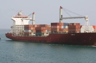 وصول سفينتي “ELBELLA” و“ODYSSEY” إلى ميناء طرابلس محمّلتين بـ681 حاوية