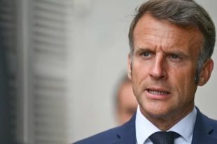 ماكرون يدعو أوروبا للإقتراض المشترك ومواجهة هيمنة الدولار