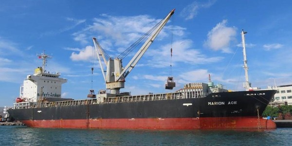 **سبع سفن في طريقها إلى ميناء طرابلس تحمل شحنات متنوعة**