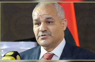 محافظ مصرف ليبيا المركزي يصدر قرارًا بتحديد سقف السحب لـ 250 دينار