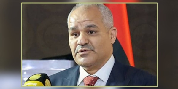محافظ مصرف ليبيا المركزي يصدر قرارًا بتحديد سقف السحب لـ 250 دينار