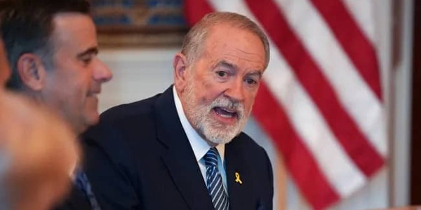 تنديد إقليمي واسع بتصريحات السفير الأمريكي "هاكابي" حول "الحق التوراتي" للكيان الإسرائيلي 