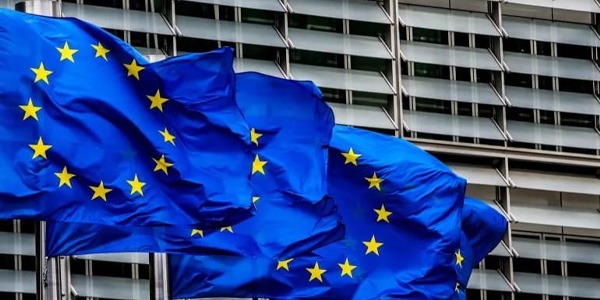 انتكاسة أوروبية بعد فيتو المجر.. تعثر عقوبات جديدة ضد روسيا وقرض لأوكرانيا