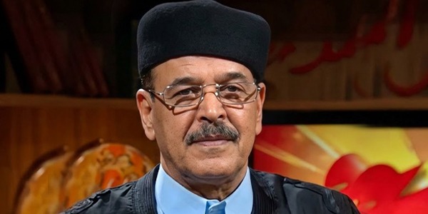 بينما تستعد العائلات لاستقبال شهر رمضان، يطل طيف الكاتب والشاعر الراحل  أحمد الحريري"  1943-2015"   ليس كشاعرٍ غنائي