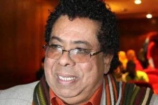 بعد مسيرة فنية امتدت لأكثر من خمسة عقود، رحل الفنان والممثل الكوميدي الليبي صلاح الشيخي عن عمر ناهز 72 عامًا، إثر معاناة مع المرض، داخل أحد مستشفيات مدينة بنغازي، تاركًا خلفه إرثًا من الأعمال التي ارتبطت بذاكرة الجمهور الليبي في المسرح والتلفزيون..