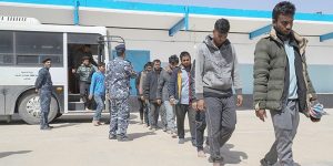 التوافد الكبير للمهاجرين غير الشرعيين ينذر باندثار بعض القيم والعادات المحلية 