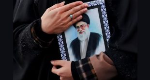 الإيرانيون يودعون خامئني في مراسم تأبين تبدأ الأربعاء