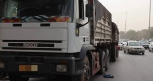 تحديد ساعات العبور للشاحنات على الطريق السريع بطرابلس
