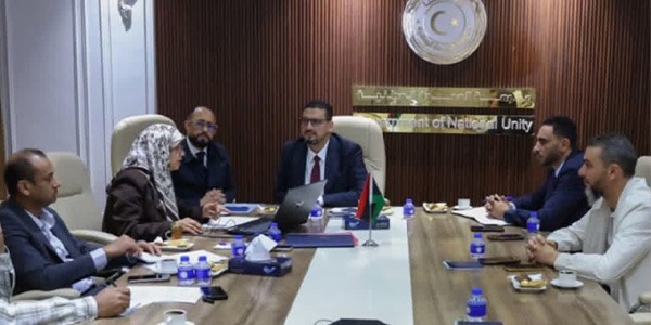 اجتماع حكومي لمتابعة تنفيذ المشاريع الرياضية وفق المعايير الدولية