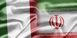 إيطاليا تعلن استعدادها لنشر سفن بينها كاسحات ألغام في مضيق هرمز