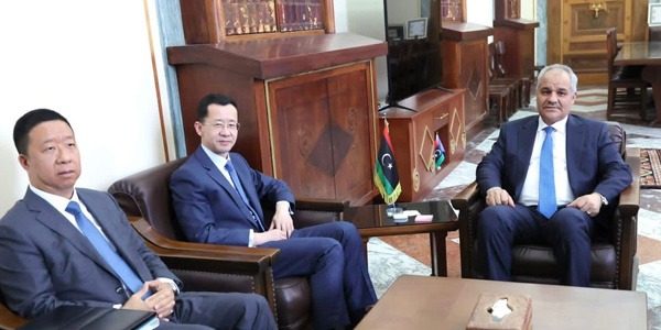 المركزي يبحث مع السفير الصيني تعزيز التعاون المصرفي