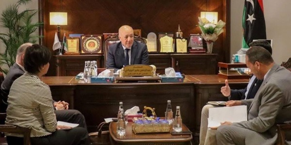 المدعي العام العسكري يبحث مع الصليب الأحمر التعاون الإنساني