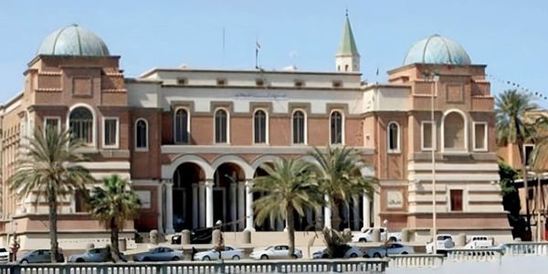 قرارات مرتقبة لمصرف ليبيا المركزي بشأن سعر الصرف والسيولة